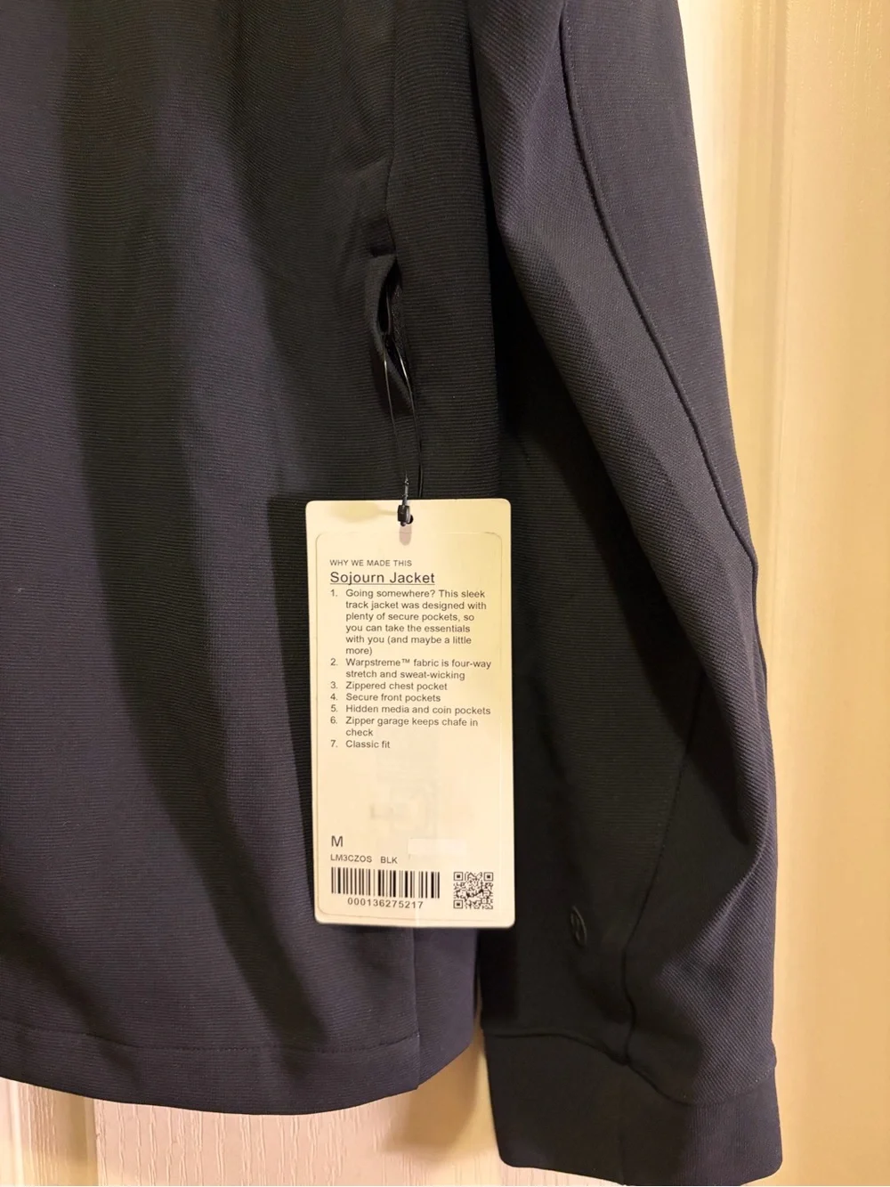 Lululemon Men’s “Sojourn” Jacket (M) *NEW FOR FALL/WINTER*